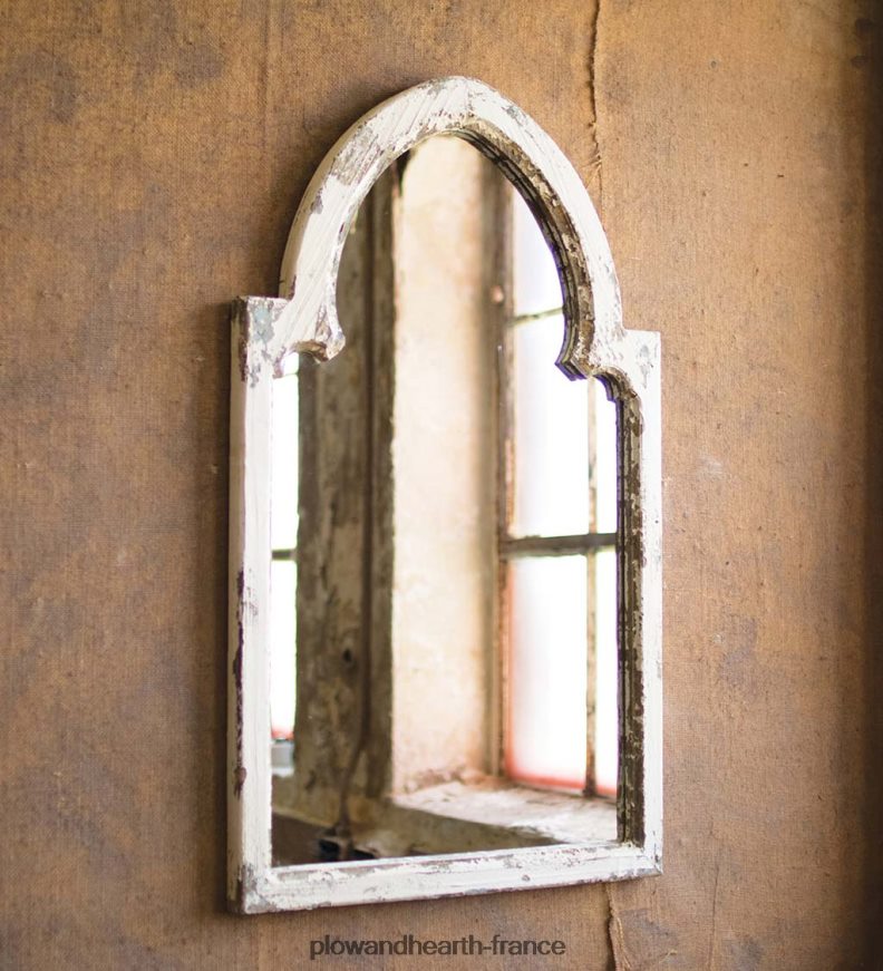 miroir rustique encadré en bois blanc avec accents dorés Plow & Hearth 8642F62534 articles ménagers