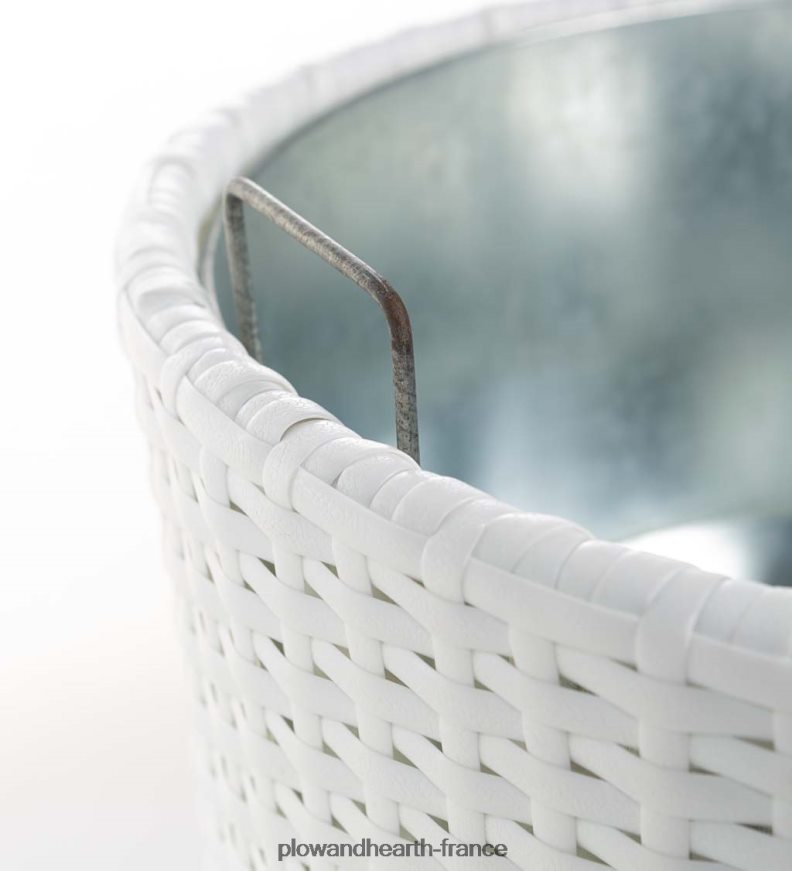 ensemble de discussion Harbour Moon avec poufs escamotables et table glacière - blanc Plow & Hearth 8642F61098 articles ménagers