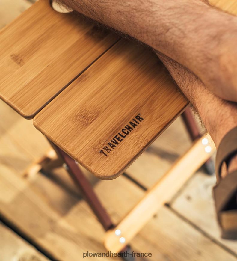 table d'appoint de camp pliante en bambou avec porte-verre à vin - bambou/bronze Plow & Hearth 8642F61176 articles ménagers