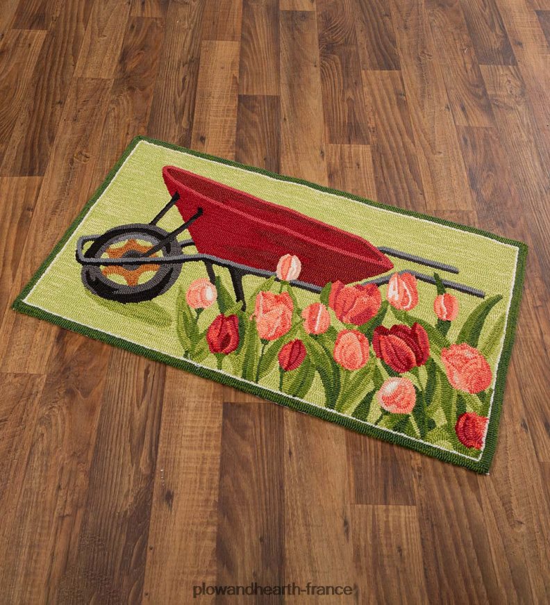 tapis d'appoint en polypropylène crocheté par des tulipes et des brouettes pour intérieur/extérieur Plow & Hearth 8642F61392 articles ménagers