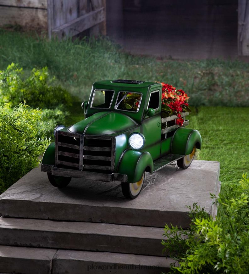 jardinière de camionnette solaire de style vintage - rouge Plow & Hearth 8642F6187 cour et jardin