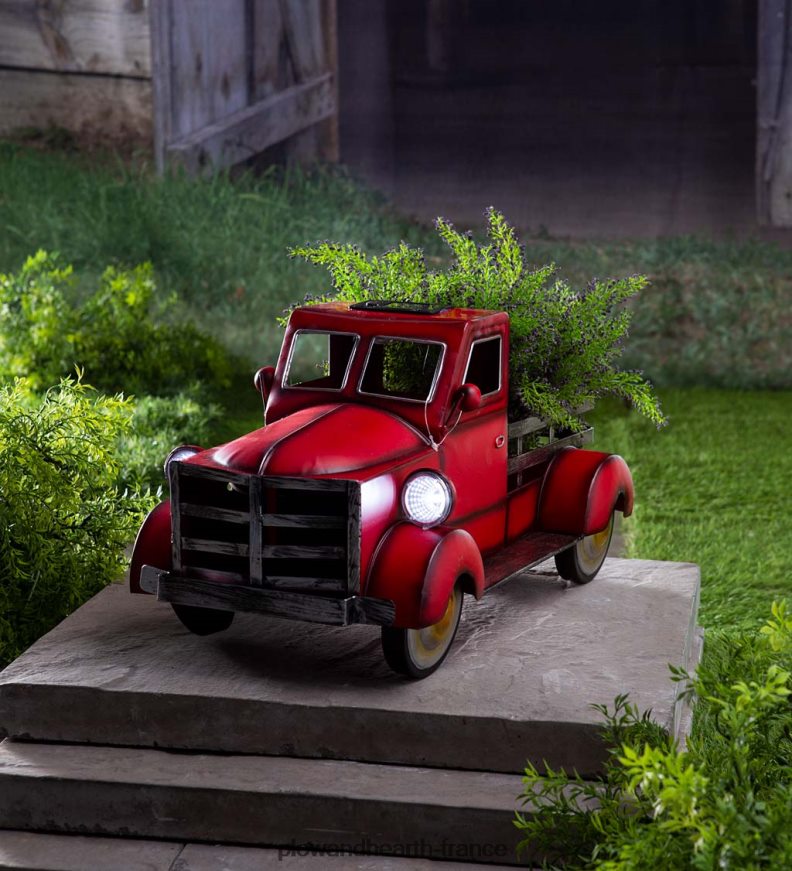 jardinière de camionnette solaire de style vintage - rouge Plow & Hearth 8642F6187 cour et jardin