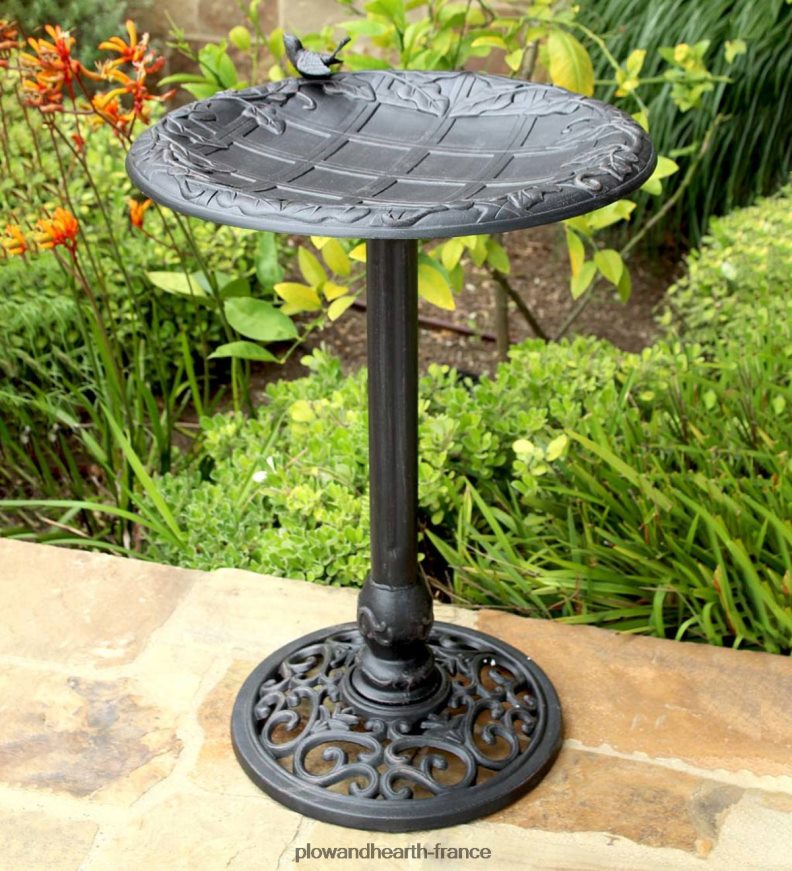 Bain d'oiseaux en métal avec lierre anglais - blanc vintage Plow & Hearth 8642F6835 cour et jardin