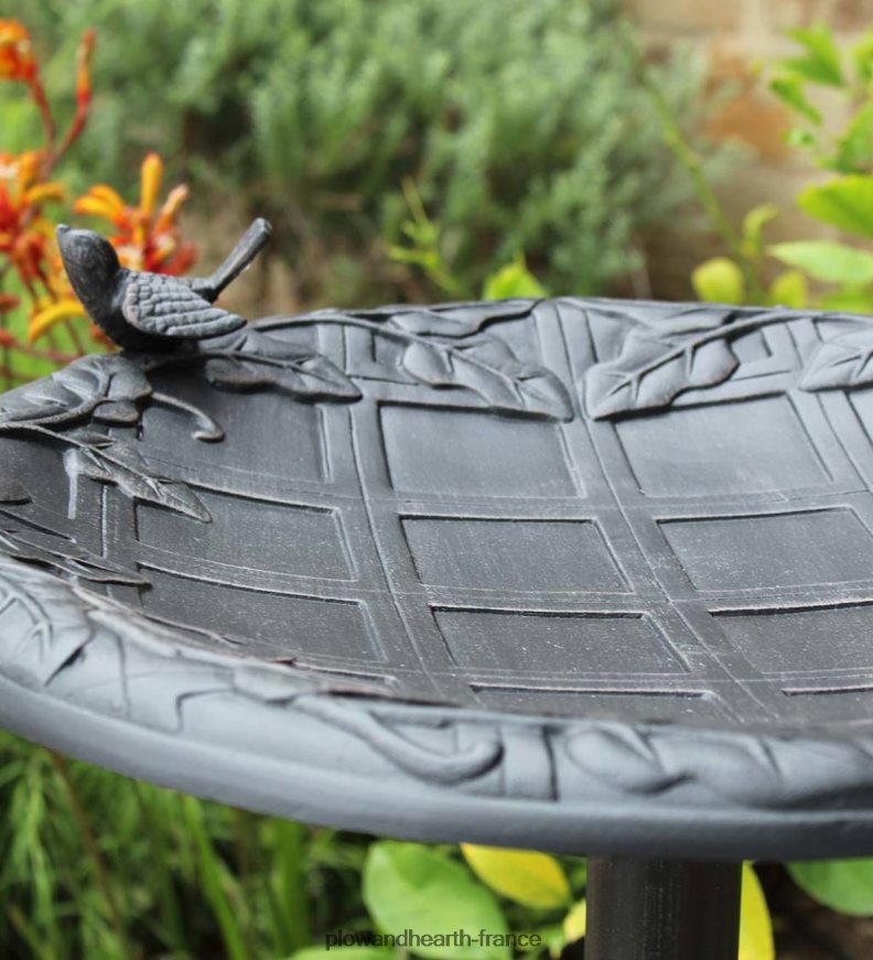 Bain d'oiseaux en métal avec lierre anglais - blanc vintage Plow & Hearth 8642F6835 cour et jardin