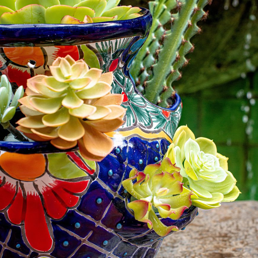 grand pot de fraises talavera bleu royal Plow & Hearth 8642F6939 cour et jardin