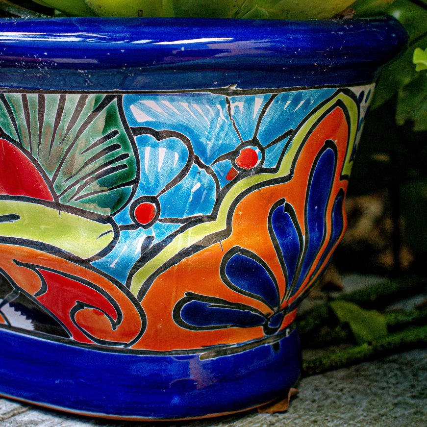 jardinière à rebord talavera blanche et bleu marine Plow & Hearth 8642F6972 cour et jardin