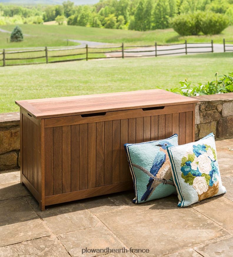 boîte de rangement en bois d'eucalyptus, collection de mobilier d'extérieur Lancaster - naturel Plow & Hearth 8642F61017 cour et jardin
