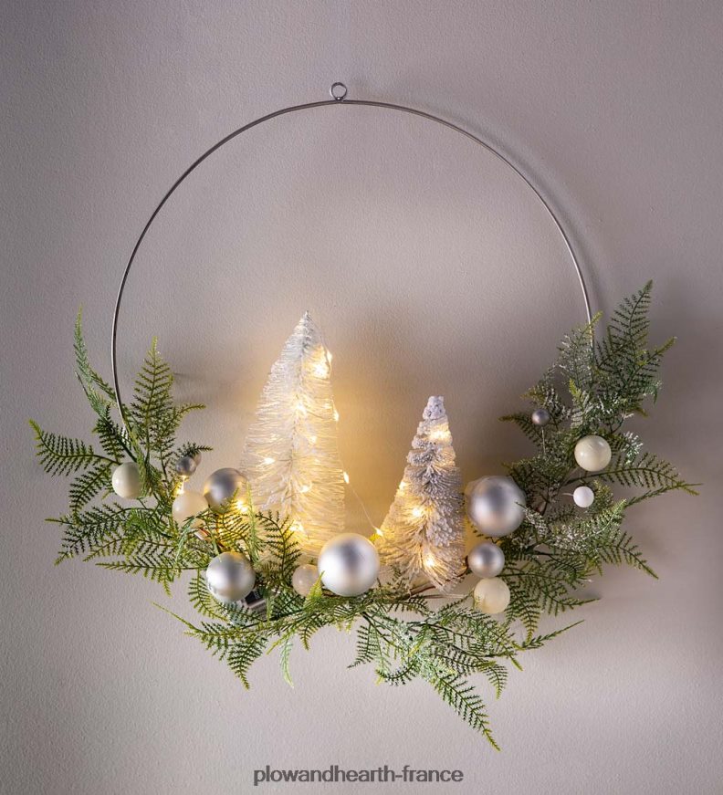 couronne de vacances éclairée avec des arbres à brosses à bouteilles Plow & Hearth 8642F62173 saisonniers et cadeaux